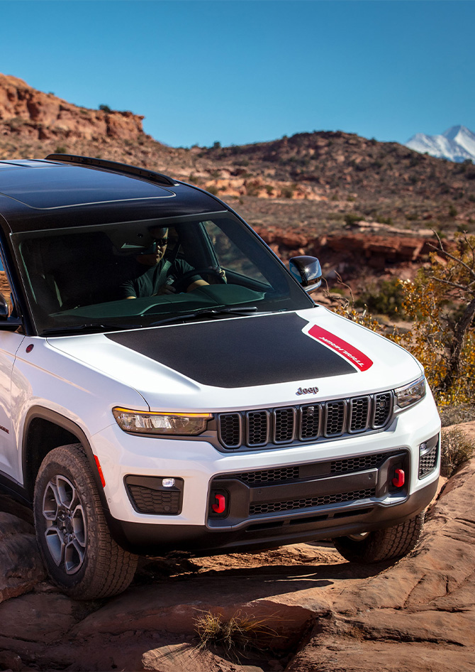 2026 Jeep Grand Cherokee at Stetler DCJR | Close up of the front profile of a 2026 Jeep Grand Cherokee