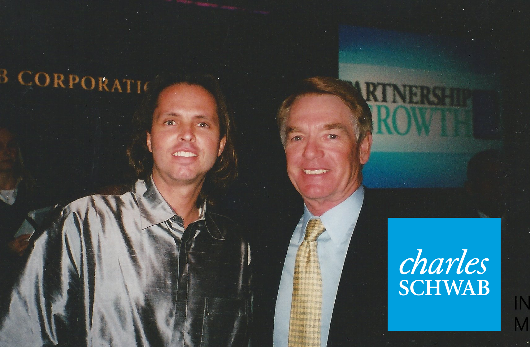 https://media.publit.io/file/ProvenzaFloors/Charles-schwab-David.png