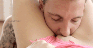 Top 50 Hottest Pussy Licking GIFs