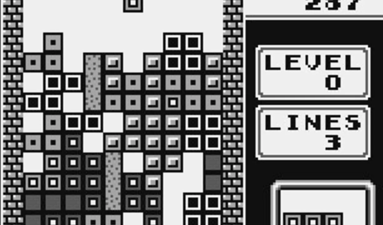 Tetris gameplay on Game Boy