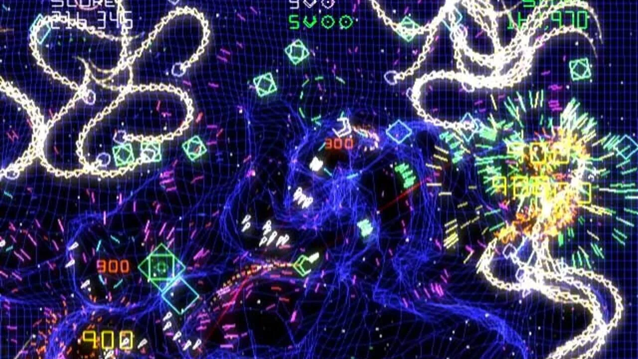 Geometry Wars: Galaxies gameplay on Nintendo DS