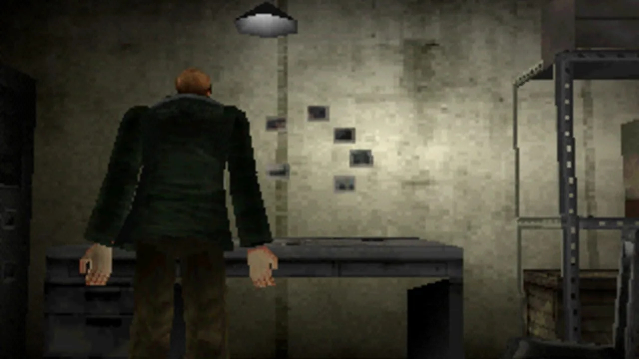 Resident Evil Survivor screenshot 1