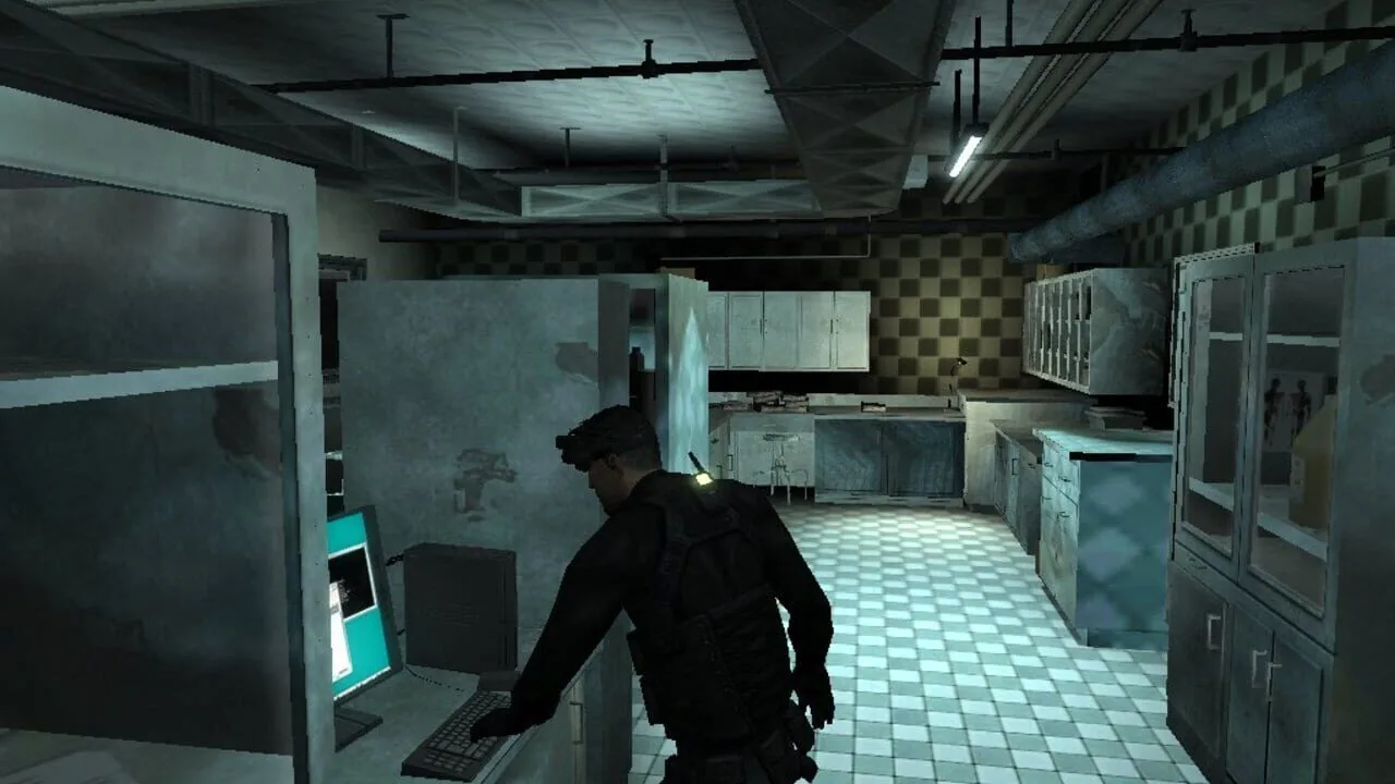 Tom Clancy's Splinter Cell screenshot 2