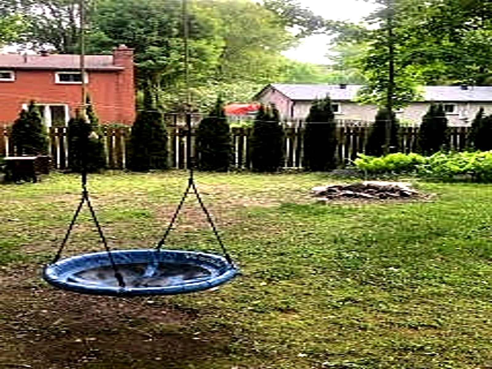 Property exterior view 6