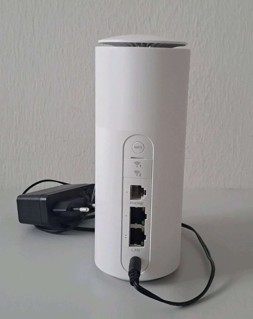 Pre-Owned Unlocked ZTE MC801A 5G / 4G WiFi 6 Router (3.6Gbps) - Image 2