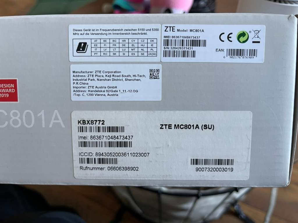 Unlocked ZTE MC801A 5G / 4G WiFi 6 CPE Router - SIM Card Slot - Image 5