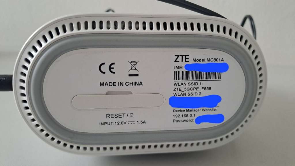 Preowned Unlocked ZTE MC801A 5G / 4G WiFi 6 CPE Router Sim slot - Image 4