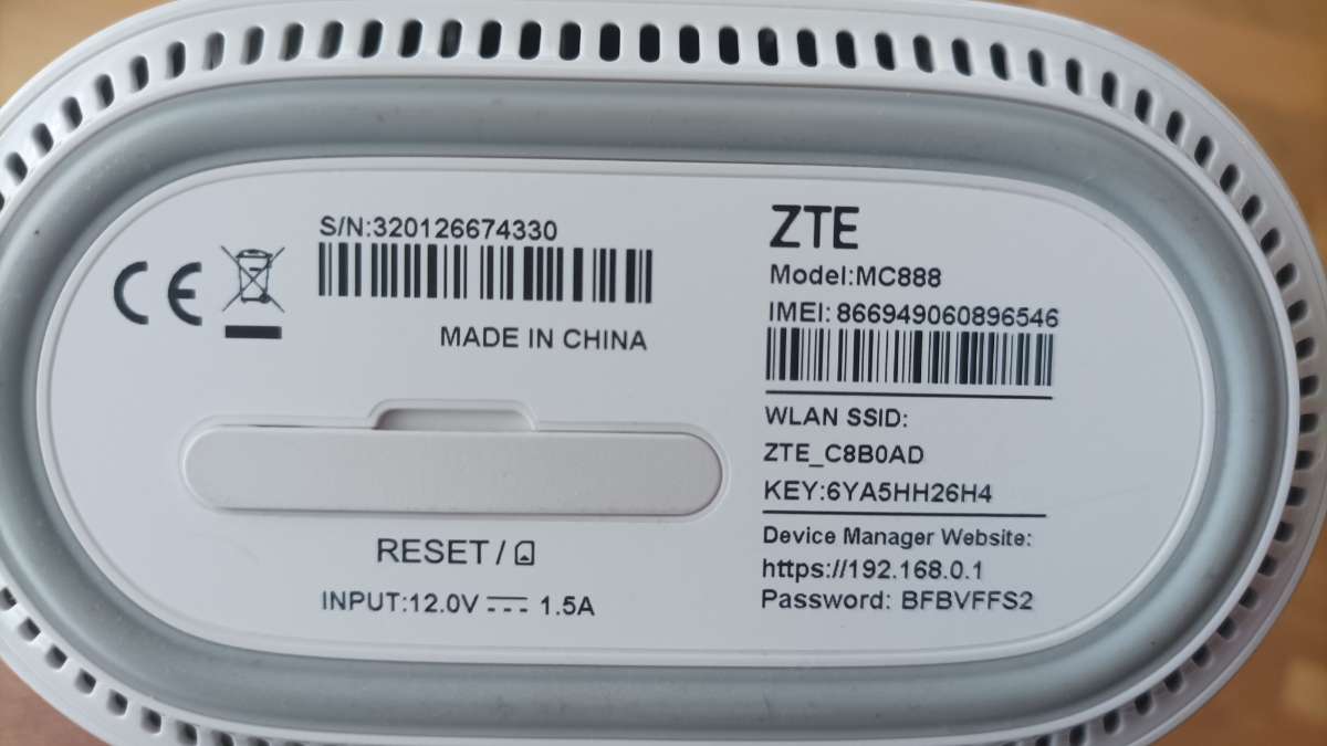 Preowned Unlocked ZTE MC888 5G / 4G WiFi 6 CPE 3.8gbps Router - Image 5