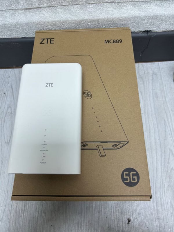 Unlocked ZTE MC889 5G Outdoor CPE Router