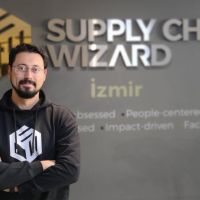 How I Did It: This Entrepreneur Turned Regulatory Lemons Into Lemonade — And Made A Moonshot