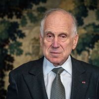 Billionaire Ronald Lauder gives $1 million to GOP group supporting state candidates who questioned 2020 election results