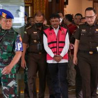 Jokowi Dismisses Plate From Tech Minister Post Amid Graft Probe