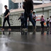 Singapore’s Lee Warns of Uncertainties in 2023 as Risks Pile