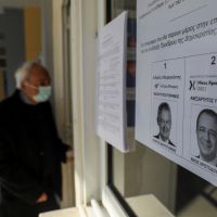 Cyprus votes for new president in tight run-off