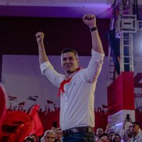 Paraguay Voters Elect Conservative Economist as President