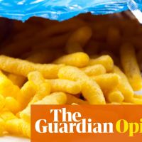 Telling Americans to ‘eat better’ doesn’t work. We must make healthier food | Mark Bittman