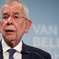 Austria’s president expected to win 2nd term without runoff