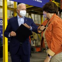 Sen. Klobuchar Touts Bipartisanship in Discussion With Former Sen. Rob Portman