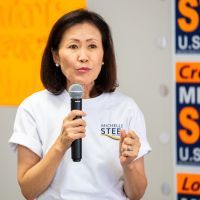 When Do Political Campaign Donations Between Politicians Become Controversial?