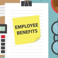 Small Business Employee Benefits (2022 Guide)