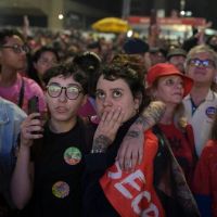 Bolsonaro, Lula appear headed for runoff in Brazil race – The Boston Globe