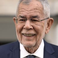 Austria’s president appears set to win another term without runoff vote