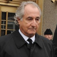 Reporter dishes on his unique access to Ponzi schemer Bernie Madoff