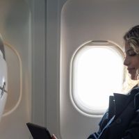 Which is better, a round-trip airline ticket or 2 one-ways?