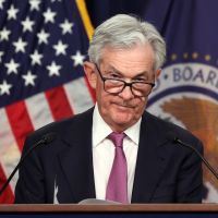 What Bank Jitters and Bond Yields Say About the Likelihood of Recession