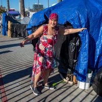 Editorial: Mayor Bass is moving fast to house encampments. She’s going to need help   —  and hotel rooms