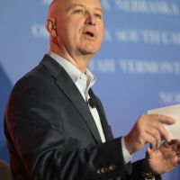 Kamala Harris swears in Nebraska’s Pete Ricketts to US Senate