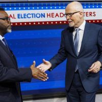 Progressive and centrist Democrats clash in Chicago mayoral race
