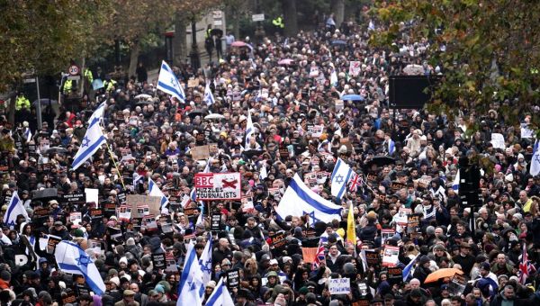 Tens of thousands gather for rally against antisemitism