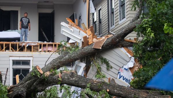 Texas floods leave 7 dead as thunderstorms bring 'derecho storm ...