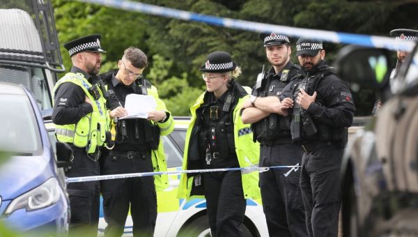 Eight men arrested in terror raids over ‘plot to target specific premises’ – The Mirror