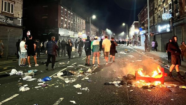 Urgent Cobra meeting called after weekend of violence across the UK – Liverpool Echo