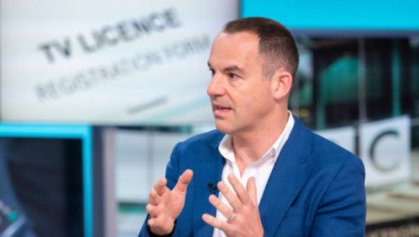 Martin Lewis issues ‘important’ warning over university tuition fees rising