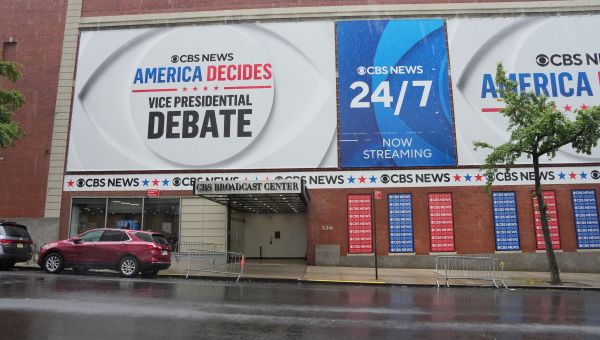 What to Watch For in Tuesday’s Vance-Walz Debate