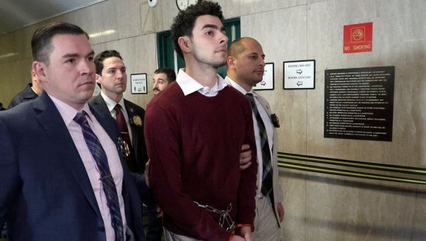 Mangione says U.S. bid to execute him is an Instagram stunt