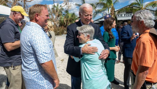 Biden, in Florida, pledges to help residents ‘fully, thoroughly recover’ from the hurricane.