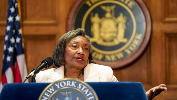N.Y. Lawmakers End Session Without Replacing Congestion Pricing Revenue
