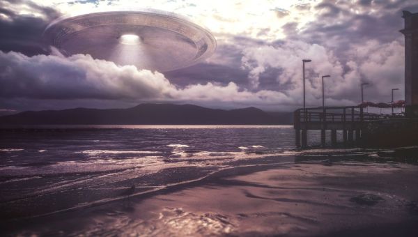 Real UFOs look nothing like flying saucers – they’re ‘grey or black cubes’