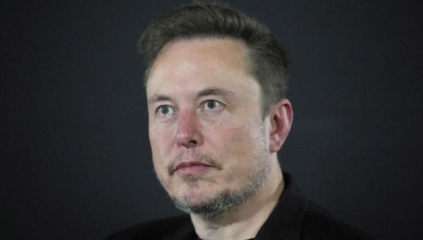 Tesla denies reports it contacted recruiters to help it replace Elon Musk