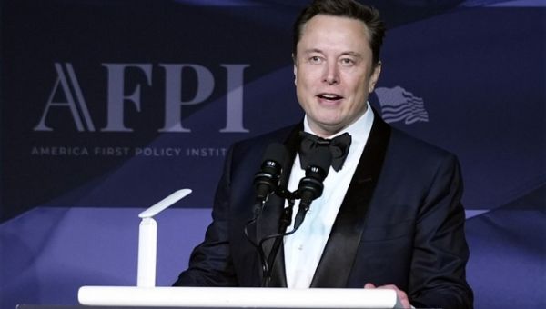 SEC Sues Musk for Acquiring Twitter at ‘Artificially Low Prices’ – Here’s Why the Suit Is Absurd