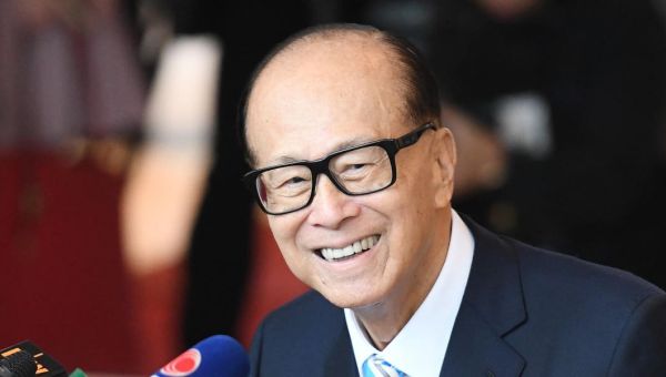 Li Ka-Shing’s CK Hutchison To Sell Panama Canal Ports To BlackRock As Part Of $23 Billion Deal