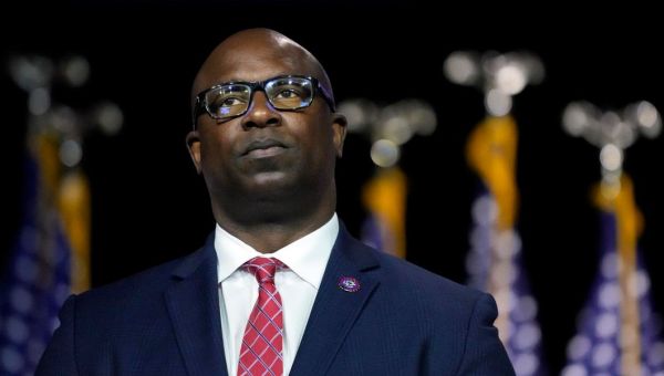 Video Shows Jamaal Bowman Removing Warning Signs Before Pulling Capitol Alarm -- Despite Saying It Was An Accident