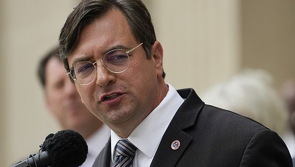 Pornhub blocks access in Tennessee after court lets age verification law kick in | Chattanooga Times Free Press
