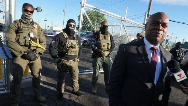 Newark Mayor Ras Baraka arrested for alleged trespass at New Jersey ICE detention facility