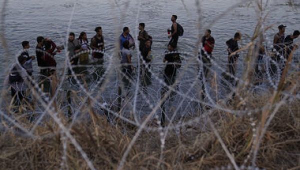 In Texas, local police will act as immigration enforcers. Is it legal?