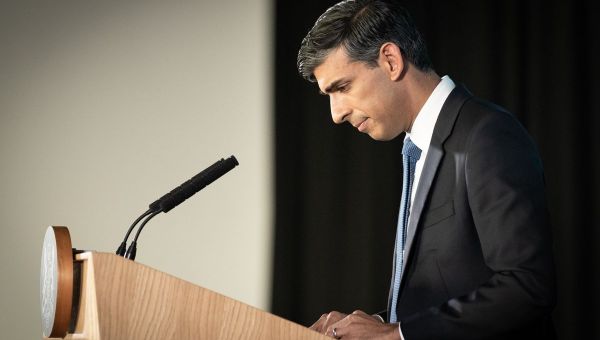 Rishi Sunak Has the Biggest New Year’s Hangover